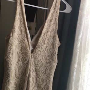 Dainty Hooligan Tan and white gorgeous dress